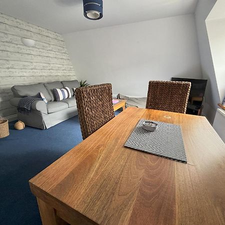 The Beach House Holiday Apartments Истборн Екстериор снимка