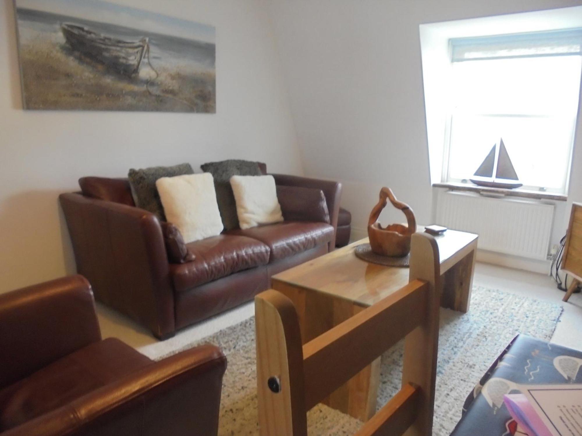 The Beach House Holiday Apartments Истборн Екстериор снимка